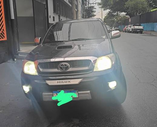 TOYOTA HILUX 3.0 SRV 4X4 CD 16V TURBO INTERCOOLER DIESEL 4P AUTOMÁTICO TOYOTA HILUX 3.0 SRV 4X4 CD 16V TURBO INTERCOOLER DIESEL 4P AUTOMÁTICO